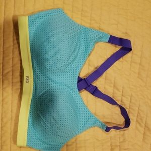 Victoria's secret sports bra